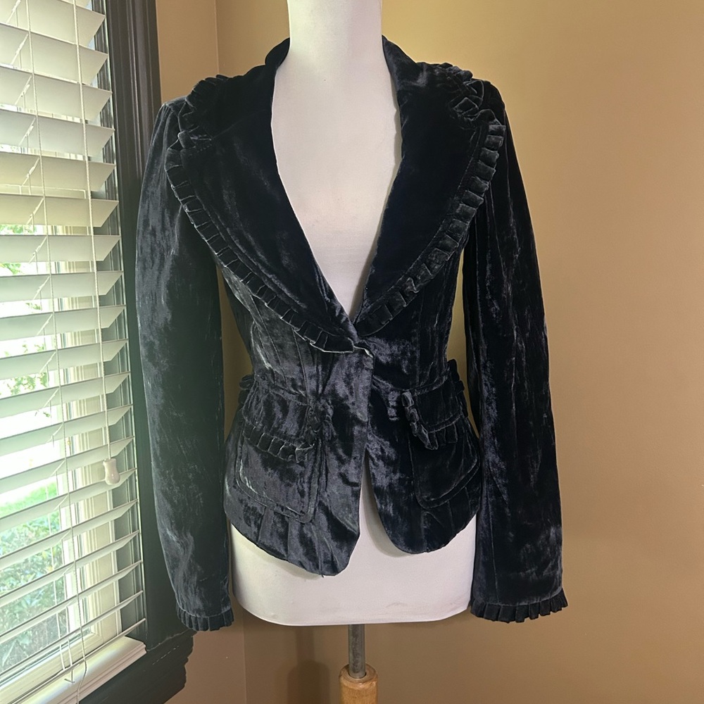 Elegant BEBE Y2K Velvet Women's Jacket